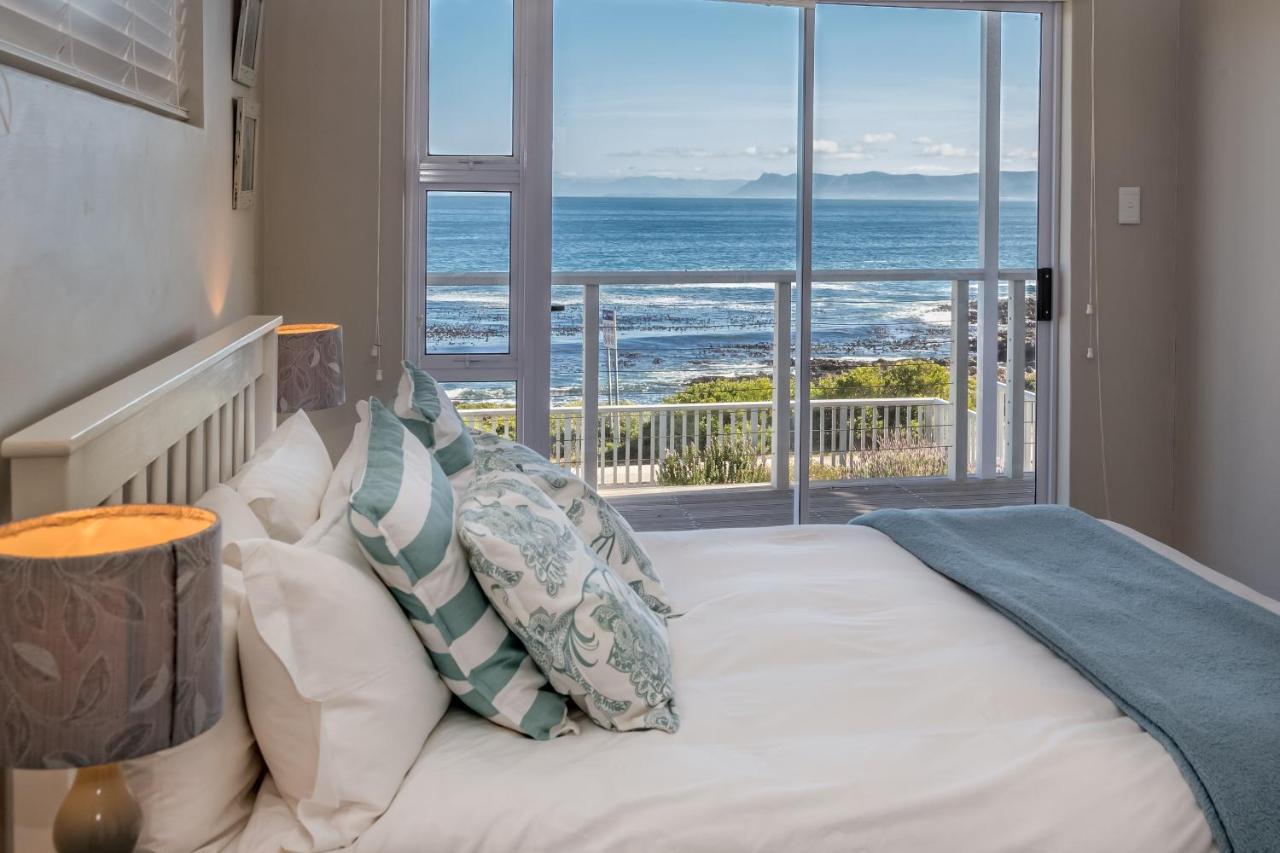 Ons C-Huis - Gansbaai Seafront Accommodation, Back-Up Power Exterior photo